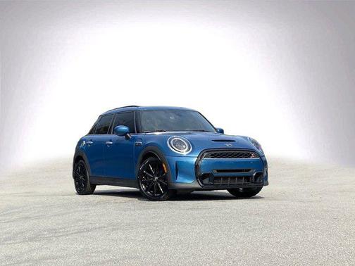 2022 MINI Hardtop Cooper S