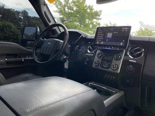 2015 Ford F-250 Lariat