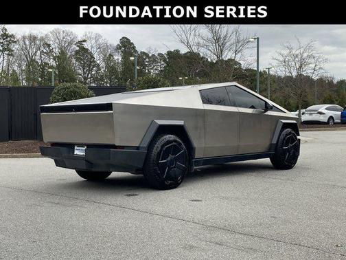 2024 Tesla Cybertruck Cyberbeast