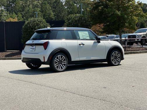 2026 MINI Hardtop Cooper