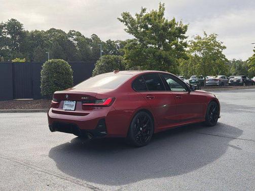 Vegas Red Metallic 2025 BMW 330 330i