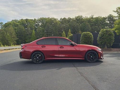 Vegas Red Metallic 2025 BMW 330 330i