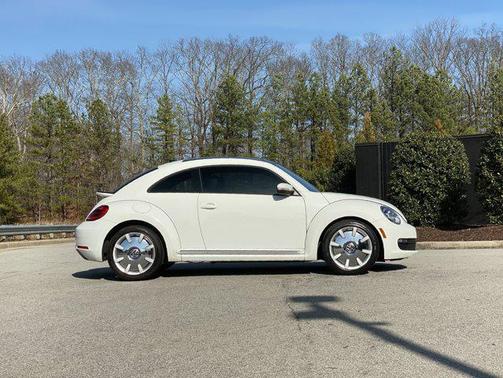 2016 Volkswagen Beetle 1.8T SEL
