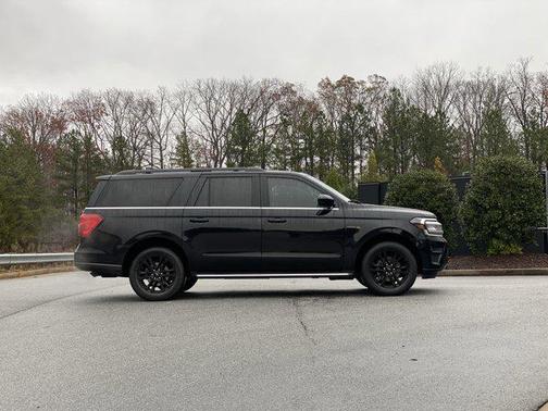 2022 Ford Expedition Max XLT