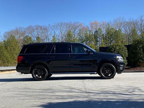 2022 Ford Expedition Max XLT