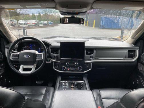 2022 Ford Expedition Max XLT