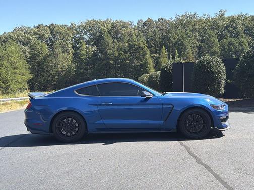 Avalanche Gray 2017 Ford Shelby GT350 Base