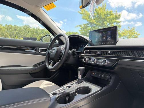 Platinum White Pearl 2023 Honda Civic Touring