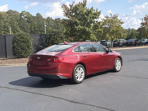 Cajun Red Tintcoat 2018 Chevrolet Malibu LT