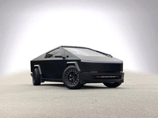 2024 Tesla Cybertruck Cyberbeast