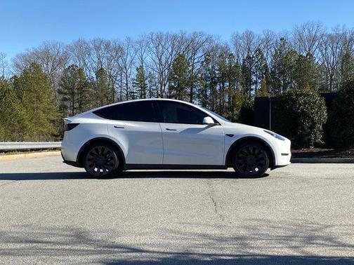 2023 Tesla Model Y Performance Dual Motor All-Wheel Drive