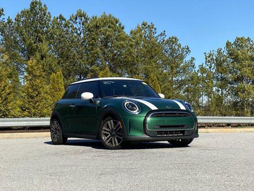 2022 MINI Hardtop Cooper