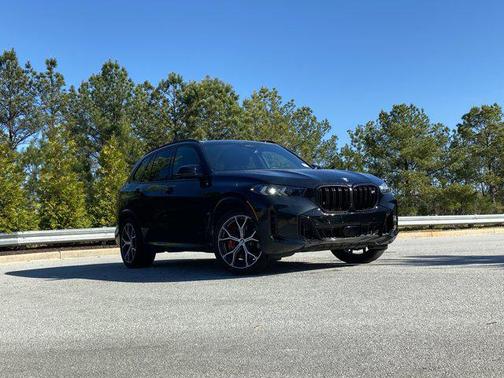 Black Sapphire Metallic 2026 BMW X5 M60i