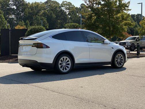 2020 Tesla Model X Long Range Plus Dual Motor All-Wheel Drive