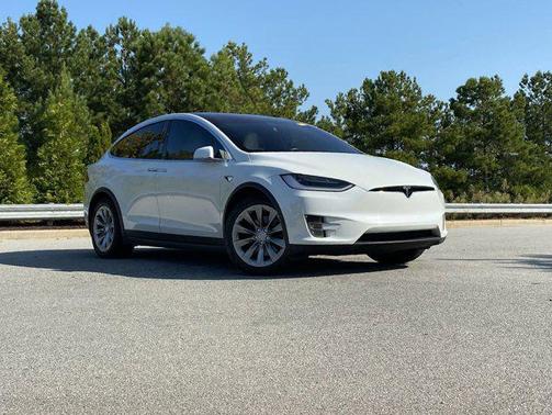 2020 Tesla Model X Long Range Plus Dual Motor All-Wheel Drive