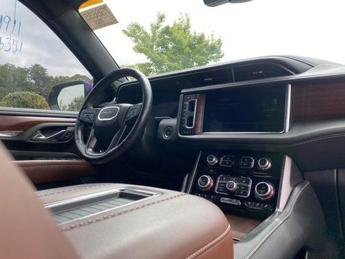 Onyx Black 2023 GMC Yukon Denali Ultimate