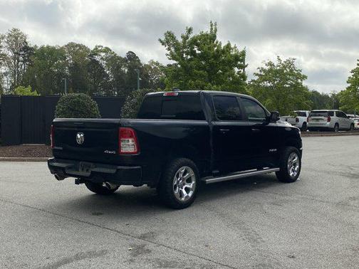 Diamond Black Crystal Pearlcoat 2021 RAM 1500 Big Horn/Lone Star