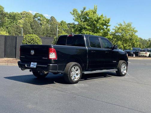 Diamond Black Crystal Pearlcoat 2021 RAM 1500 Big Horn/Lone Star