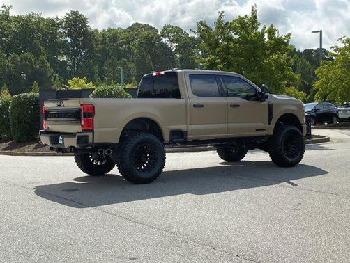 2025 Ford F-250 Platinum