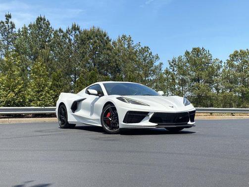 Arctic White 2020 Chevrolet Corvette Stingray w/2LT