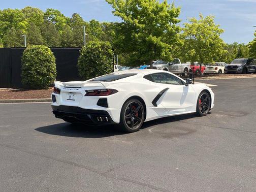 Arctic White 2020 Chevrolet Corvette Stingray w/2LT