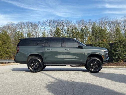 2026 Chevrolet Suburban Z71