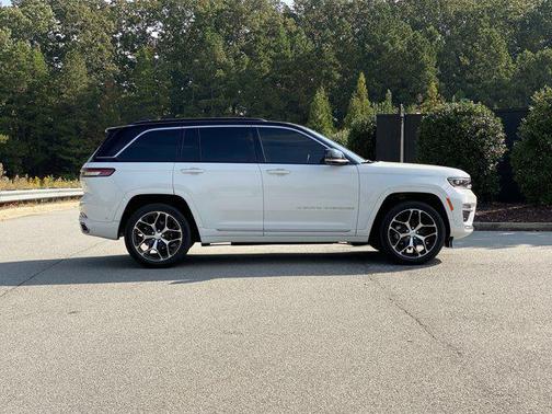 2024 Jeep Grand Cherokee Summit