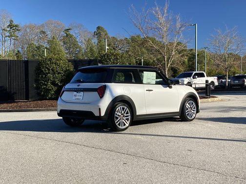 2026 MINI Hardtop Cooper