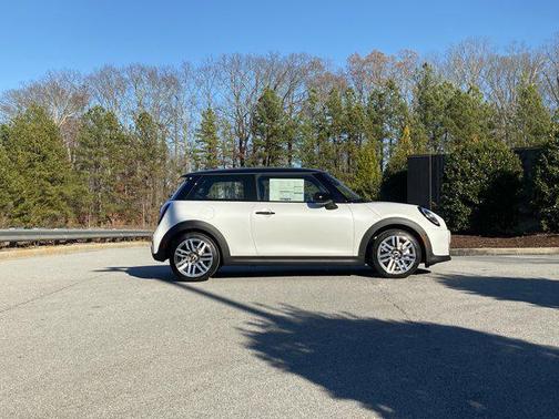 2026 MINI Hardtop Cooper
