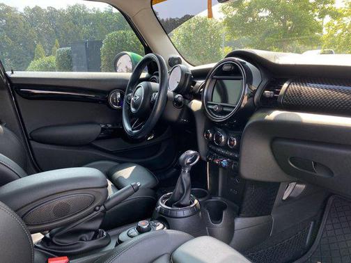2017 MINI Hardtop Cooper S