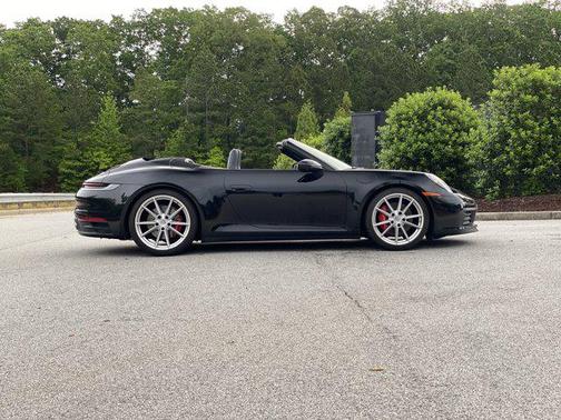 2023 Porsche 911 Carrera 4 GTS