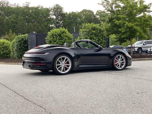 2023 Porsche 911 Carrera 4 GTS