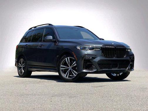 2021 BMW X7 M50i