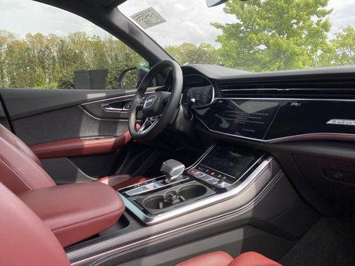 Glacier White Metallic 2025 Audi SQ8 4.0T Premium Plus