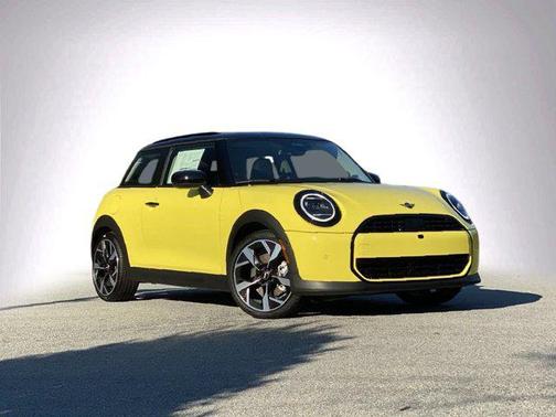 2025 MINI Hardtop Cooper