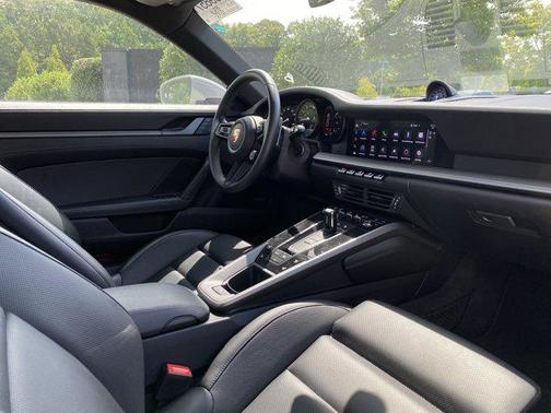 2023 Porsche 911 Carrera 4S