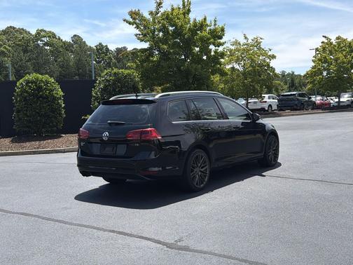 2016 Volkswagen Golf SportWagen TSI SEL 4-Door