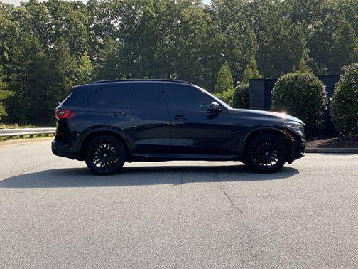2021 BMW X5 M50i
