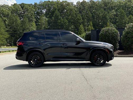 2021 BMW X5 M50i