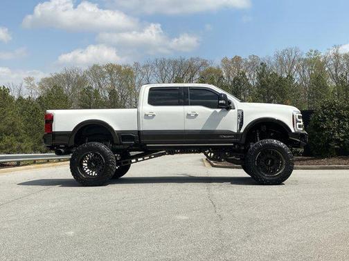 Star White Metallic Tri-Coat 2024 Ford F-250 King Ranch
