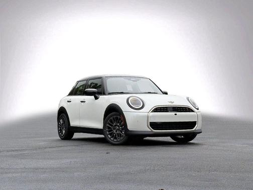 Nanuq White Metallic 2026 MINI Hardtop Cooper S
