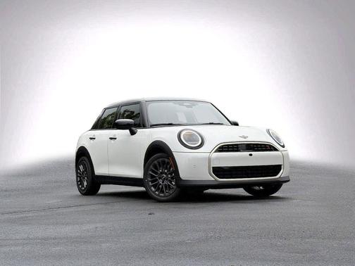 Nanuq White Metallic 2026 MINI Hardtop Cooper S