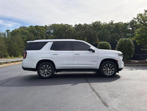Summit White 2022 Chevrolet Tahoe LT