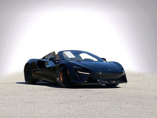 2025 McLaren Artura TechLux