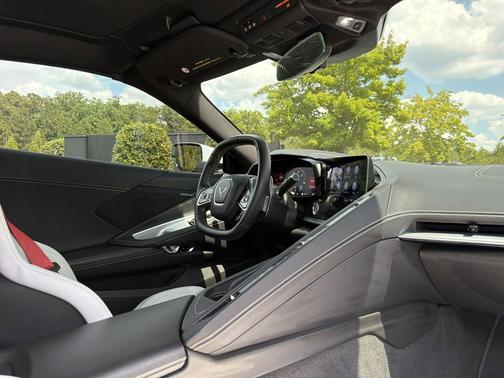 Arctic White 2023 Chevrolet Corvette Stingray w/1LT