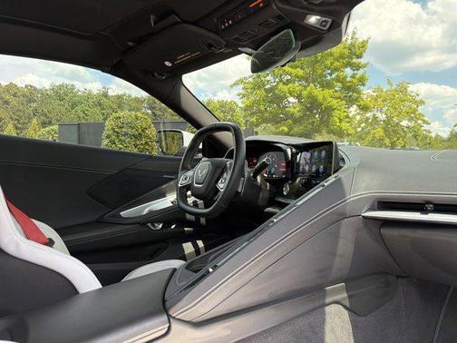 Arctic White 2023 Chevrolet Corvette Stingray w/1LT