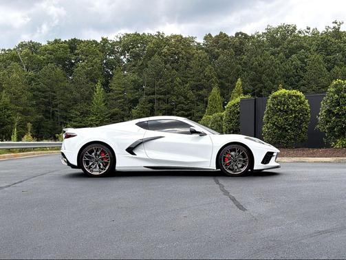 Arctic White 2023 Chevrolet Corvette Stingray w/1LT