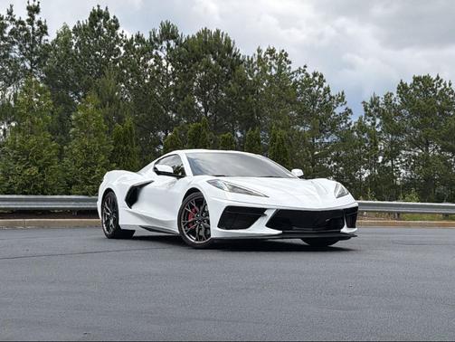 Arctic White 2023 Chevrolet Corvette Stingray w/1LT