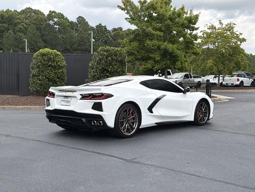 Arctic White 2023 Chevrolet Corvette Stingray w/1LT