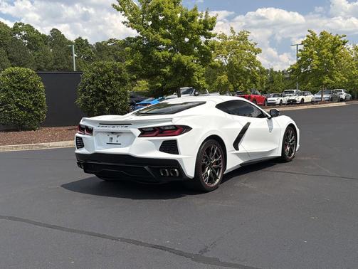 Arctic White 2023 Chevrolet Corvette Stingray w/1LT